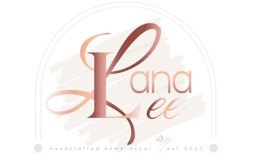 Lana Lee