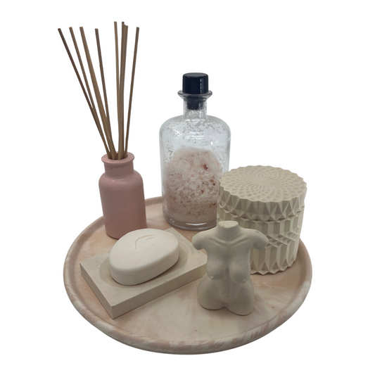 Medium Round Tray, Bevelled Jar, Slender Diffuser, Female Figure & Rectangle Soap Dish