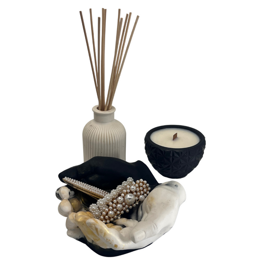 Hands, Ribbed Diffuser & Candle in Pineapple Jar
